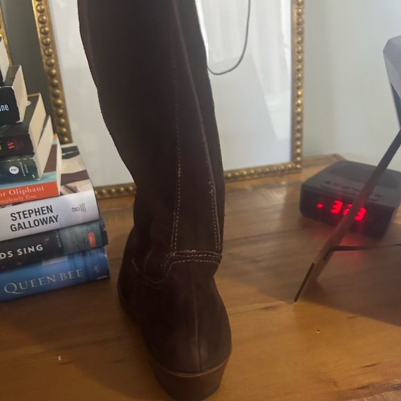 Atitlan Leather Brown Slouchy Suede Boots Size 10 NWOT - Picture 8 of 11